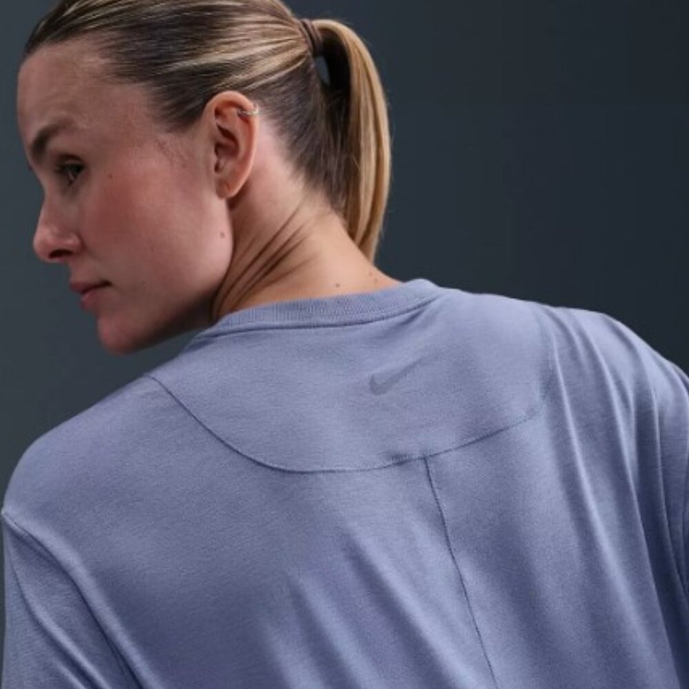 Nike Women's Indigo One Relaxed Dri-FIT Short-Sleeve Top - Picture 3 of 5